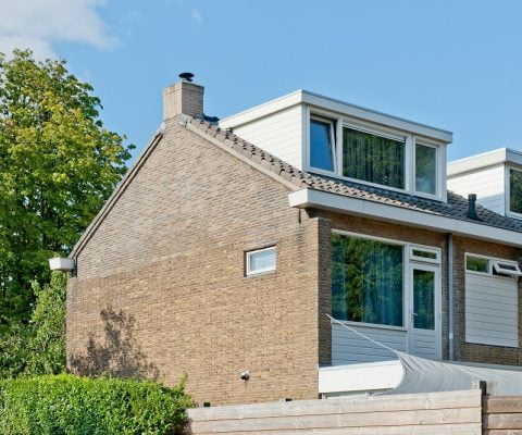 een dakkapel voor woning
