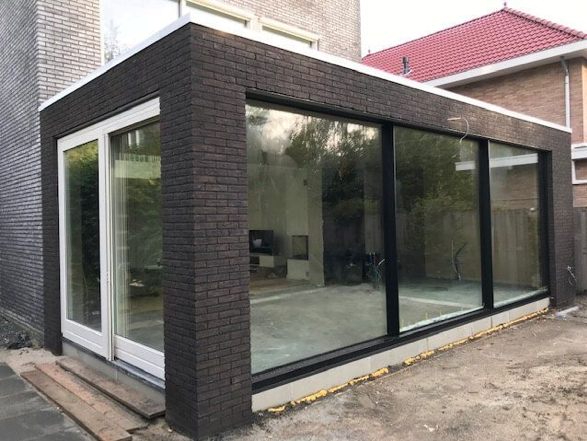 Stenen aanbouw 1