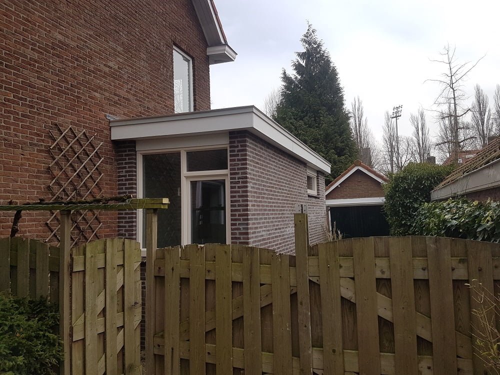 Uitbouw hoekwoning